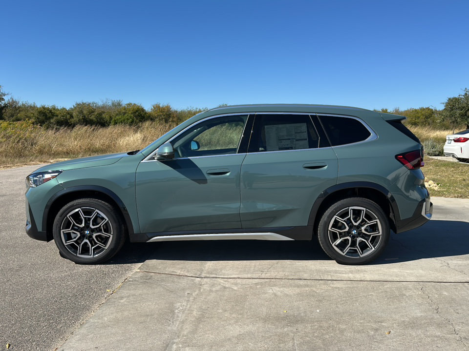 New 2026 BMW X1 xDrive28i w/ Technology Package AWD/4WD image 5