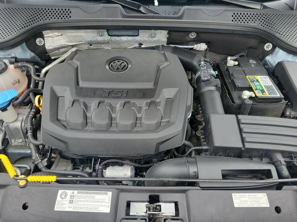 Used 2019 Volkswagen Beetle 2.0T Final Edition SEL FWD image 33