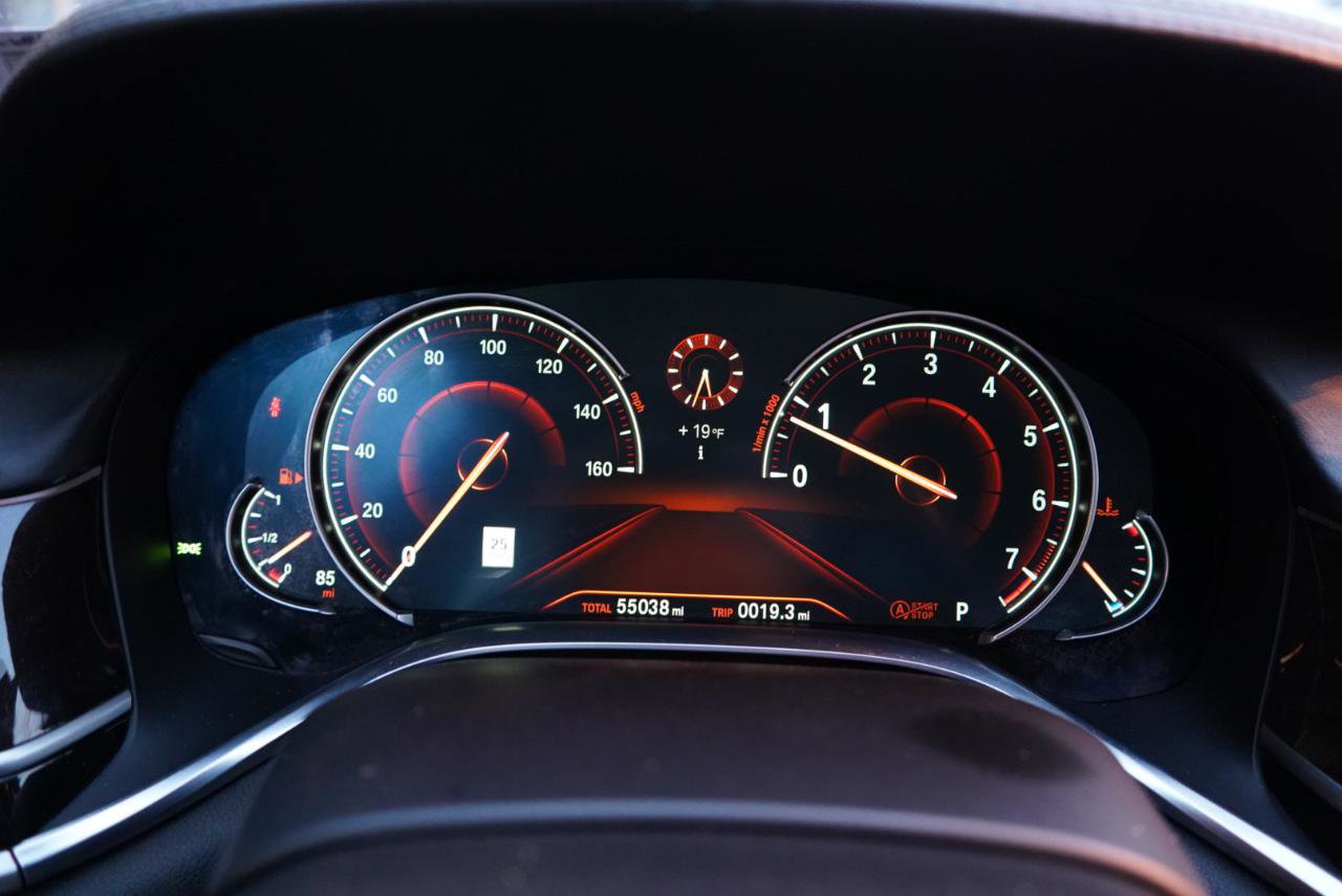 Used 2018 BMW 750i xDrive image 43