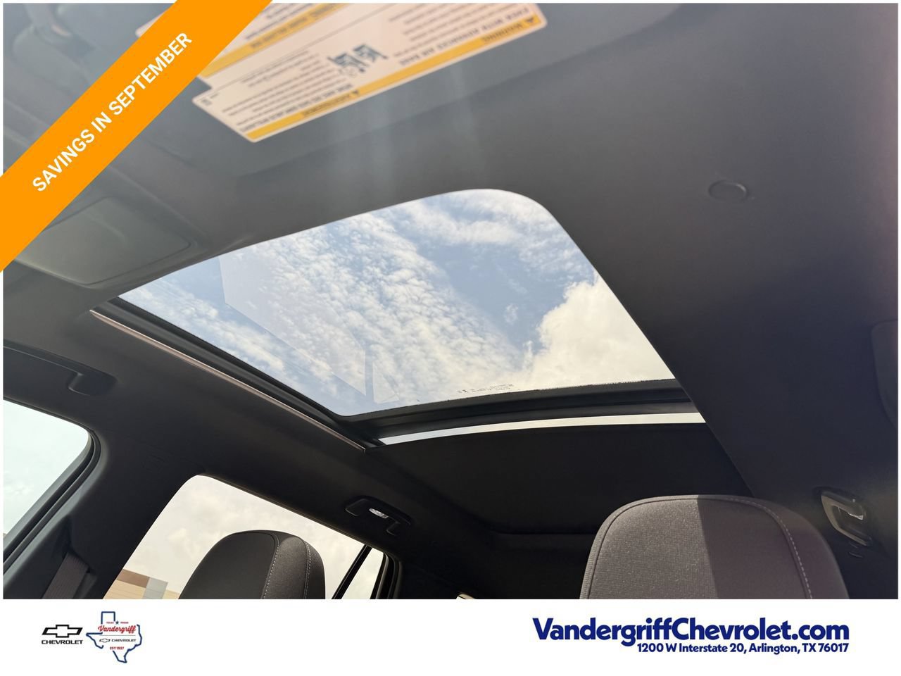 New 2027 Chevrolet Equinox LT w/ Safety and Technology Package FWD image 21