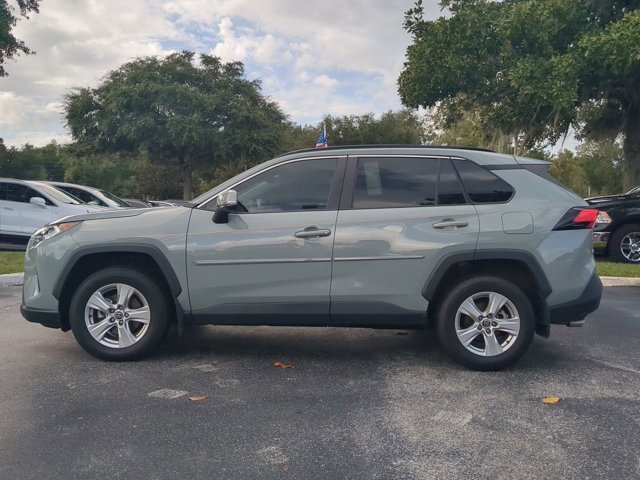 Used 2021 Toyota RAV4 XLE image 7