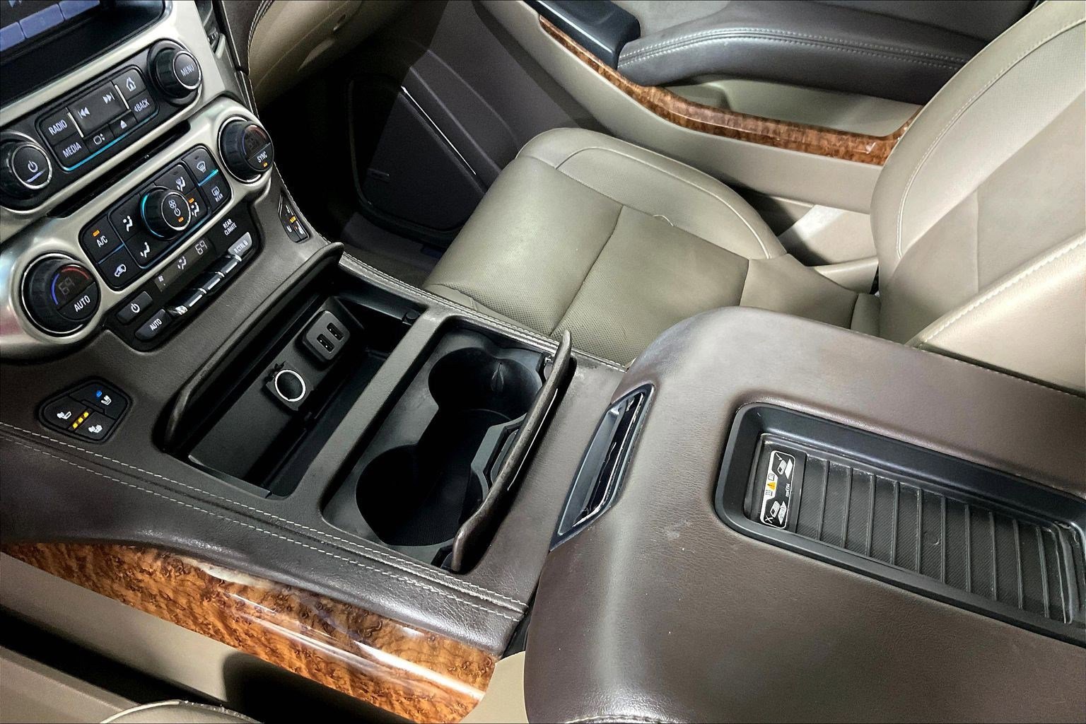 Used 2019 Chevrolet Tahoe Premier AWD/4WD image 18