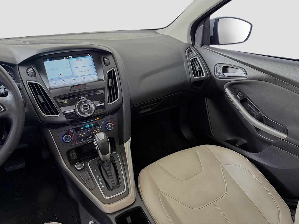 Used 2017 Ford Focus Titanium w/ Titanium Technology Package FWD image 26