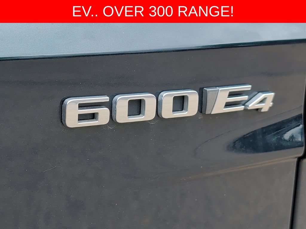 Used 2024 Cadillac Lyriq Luxury AWD/4WD image 45