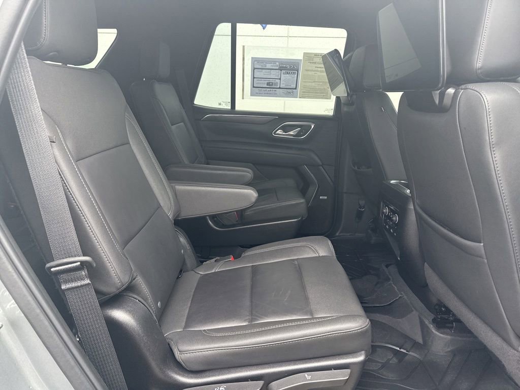 Used 2024 Chevrolet Tahoe Z71 w/ Luxury Package image 32