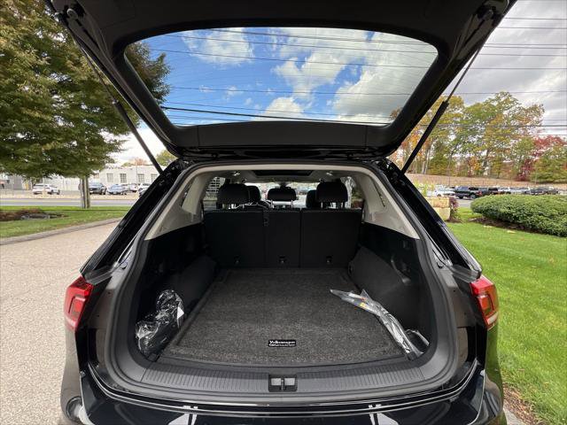 Certified 2022 Volkswagen Tiguan SE image 23