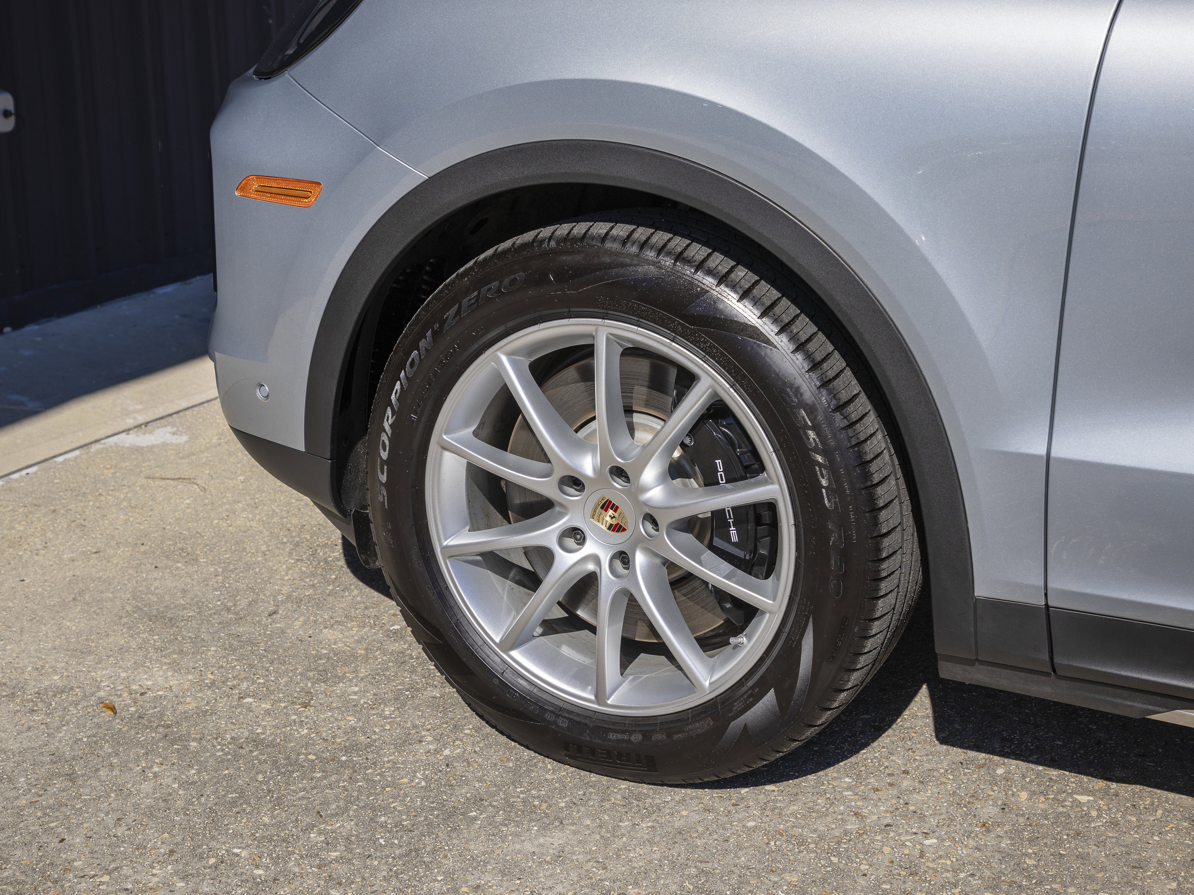 Certified 2025 Porsche Cayenne S image 10