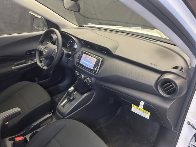 New 2025 Nissan Kicks Play S FWD image 17