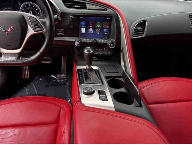 Used 2015 Chevrolet Corvette Z06 w/ 3LZ Preferred Equipment Group image 2