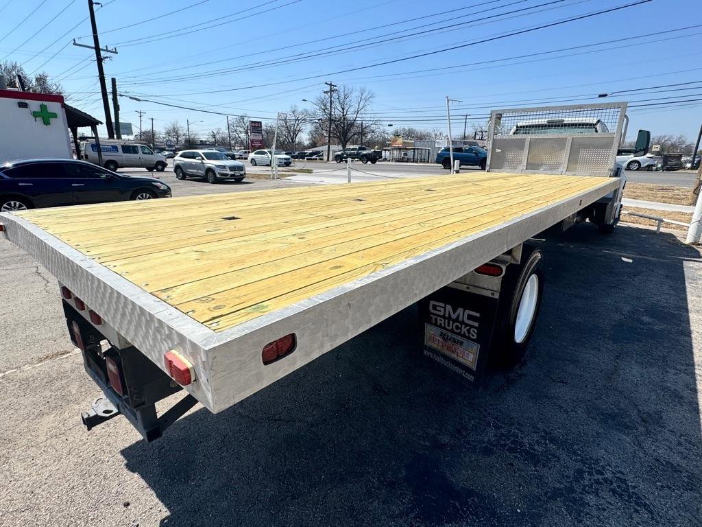 Used 2021 Ford F750 2WD Regular Cab Super Duty image 15