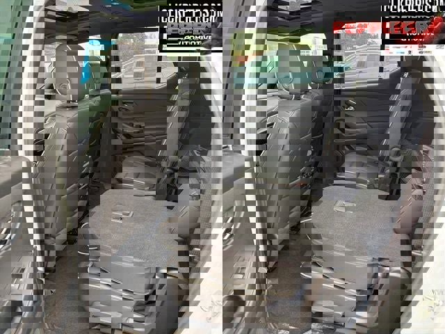 Used 2023 Chevrolet Traverse Premier w/ Redline Edition image 10