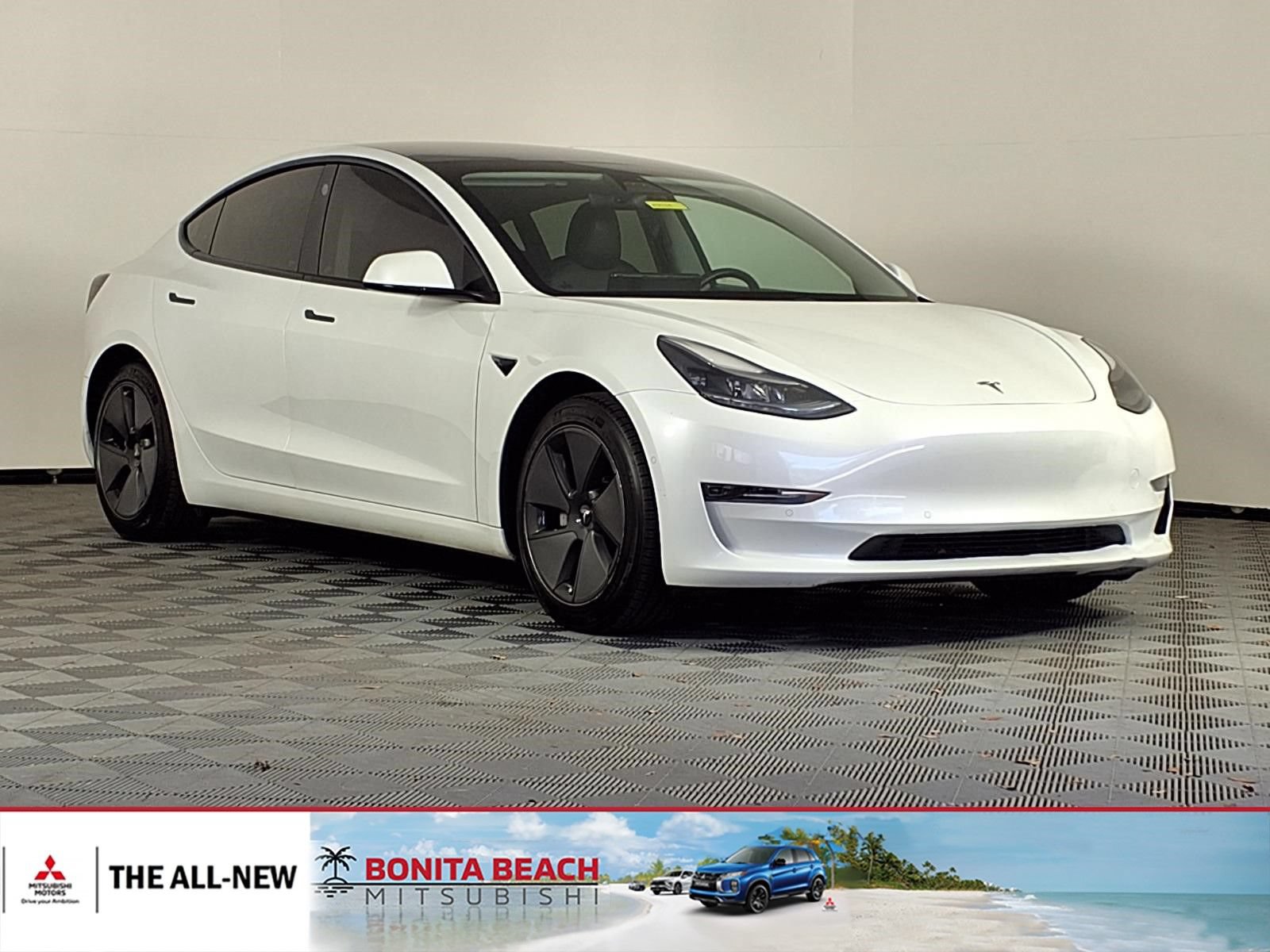 Used 2021 Tesla Model 3 Standard Range Plus RWD image 1