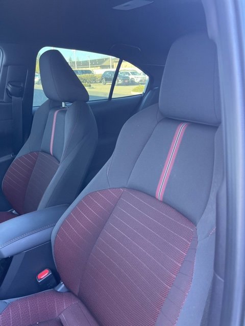 Used 2025 Toyota Corolla SE image 11