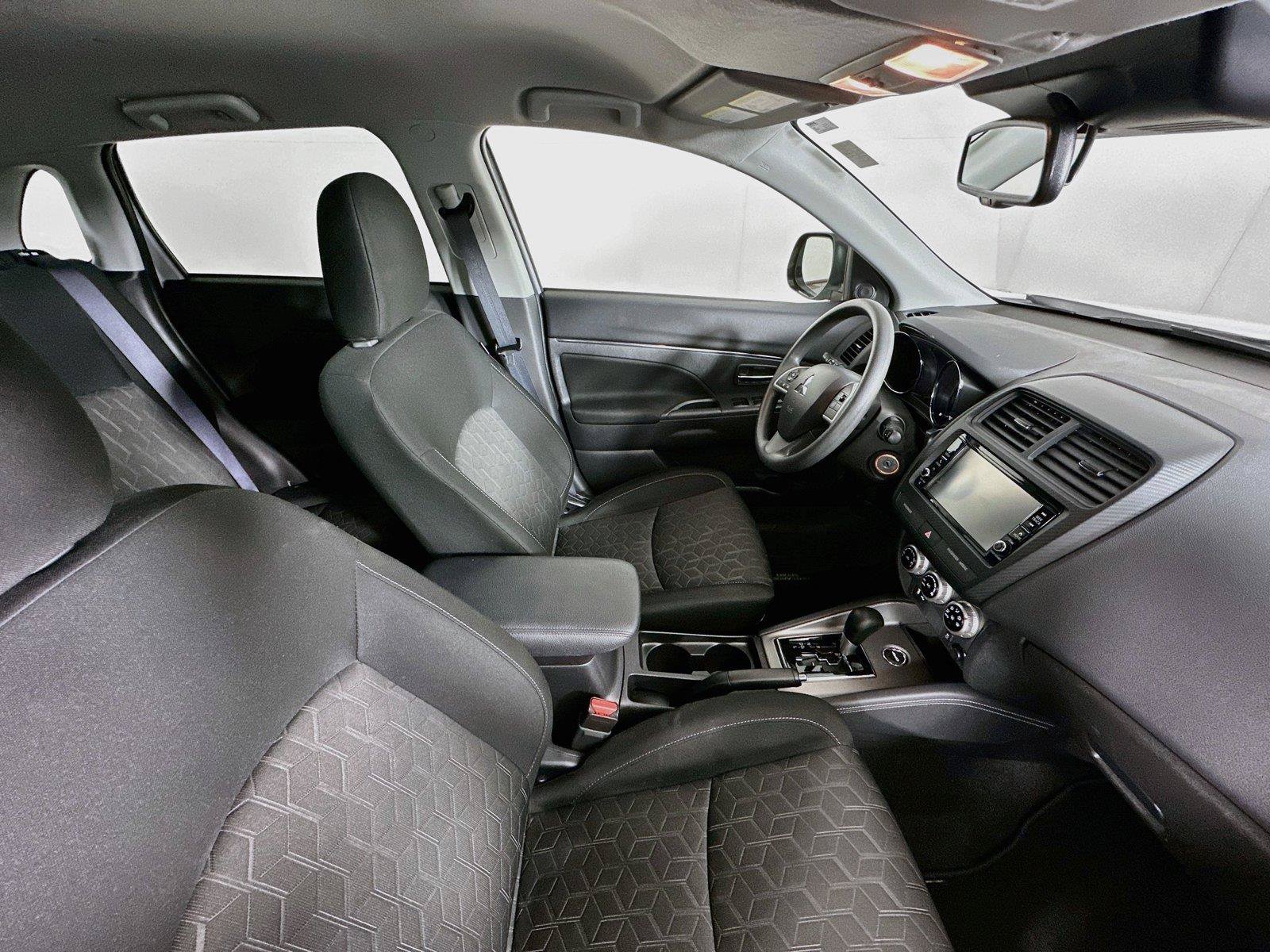 Used 2025 Mitsubishi Outlander Sport ES AWD/4WD image 26