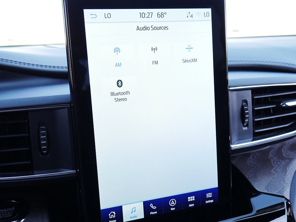 Used 2024 Ford Explorer Platinum w/ Technology Package AWD/4WD image 42