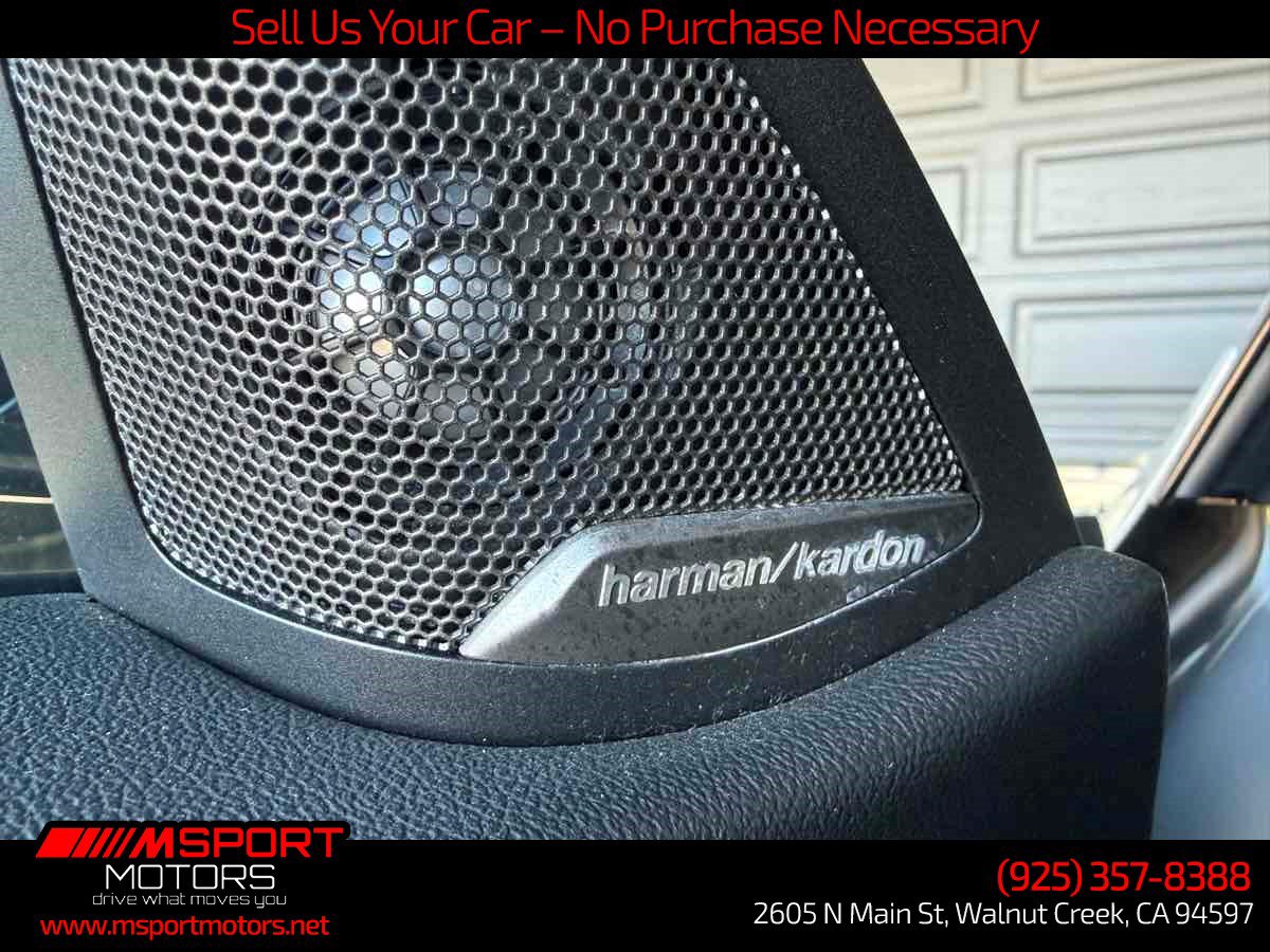 Used 2021 BMW M4 Competition w/ Executive Package RWD image 32