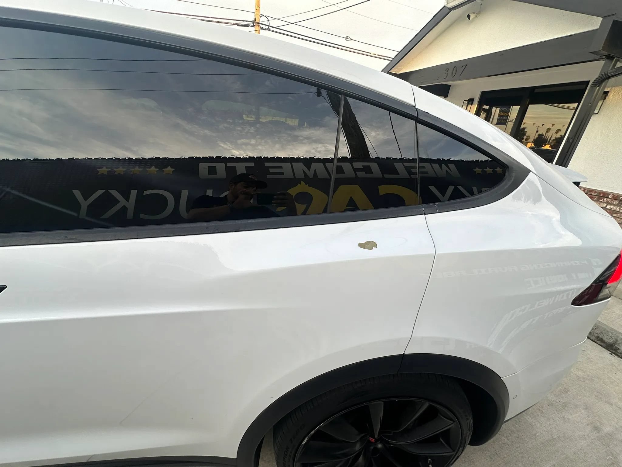 Used 2018 Tesla Model X 75D AWD/4WD image 12