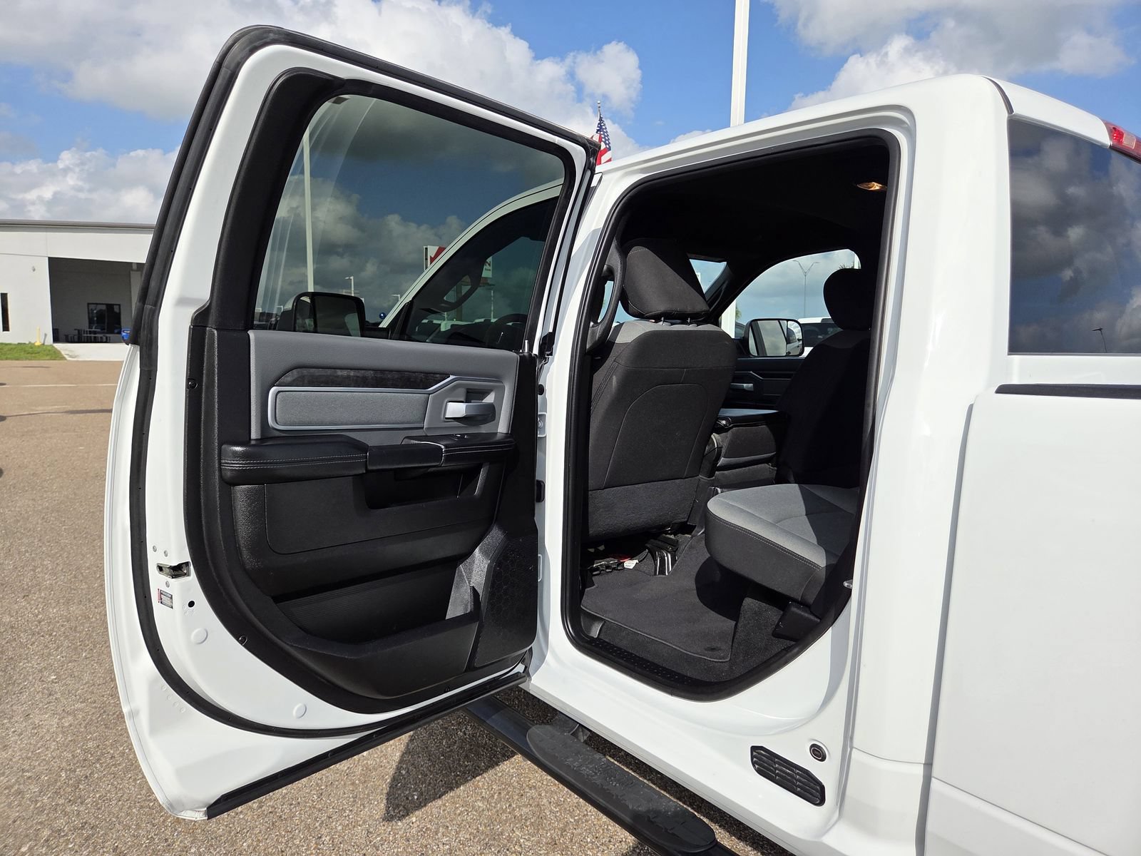 Used 2022 RAM 2500 Lone Star AWD/4WD image 16