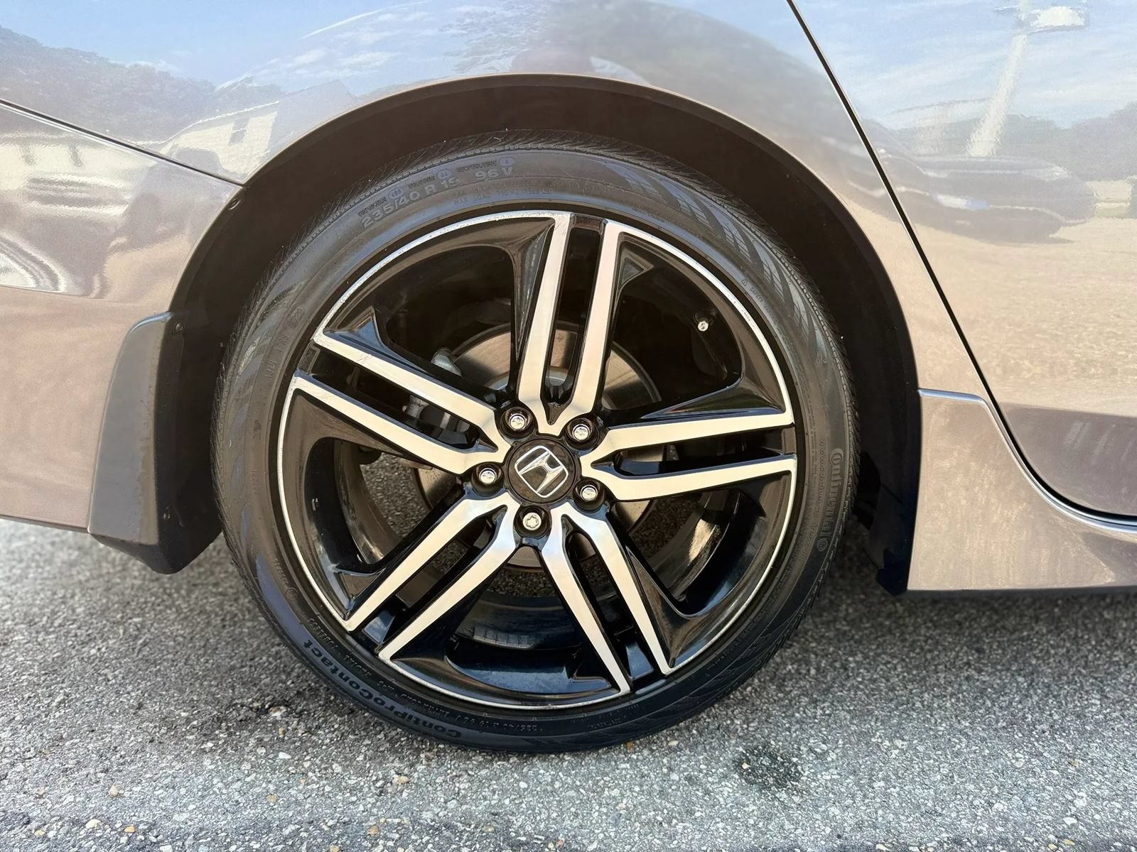 Used 2016 Honda Accord Sport image 24