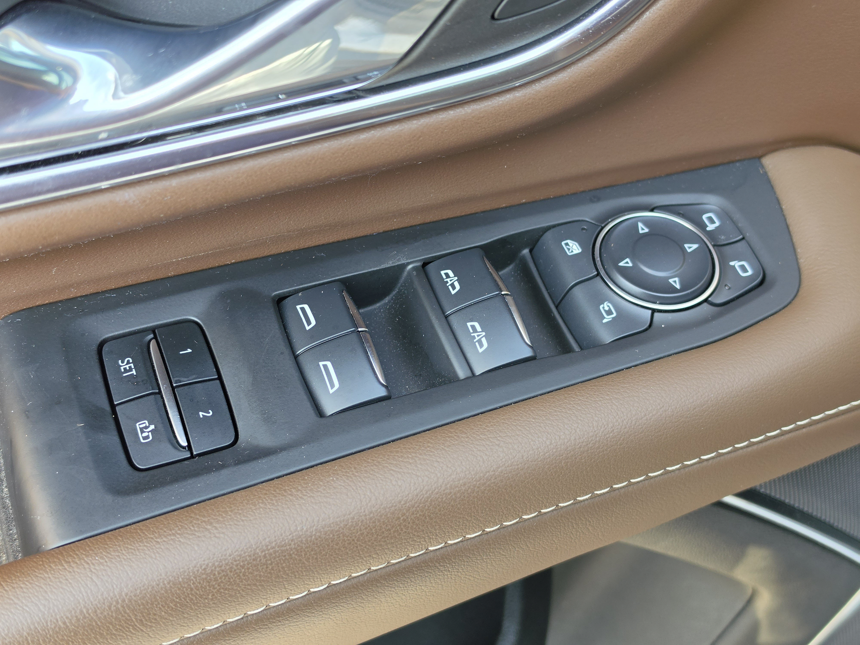 Used 2024 Chevrolet Tahoe High Country w/ LPO, Illumination Package AWD/4WD image 25
