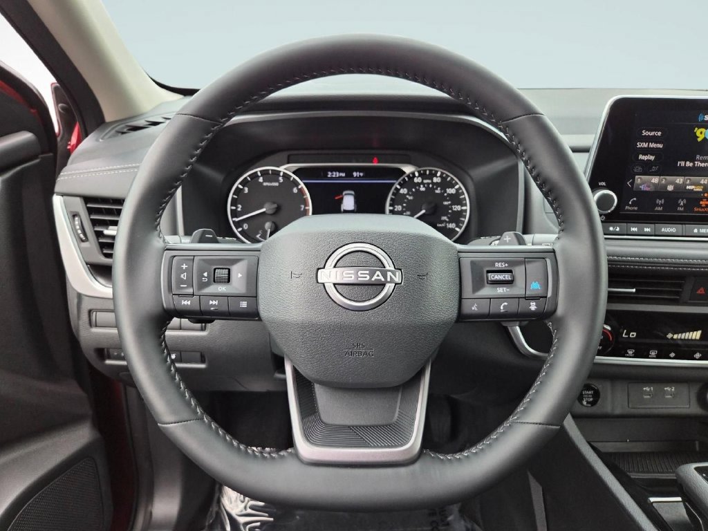 Used 2026 Nissan Rogue SV AWD/4WD image 16