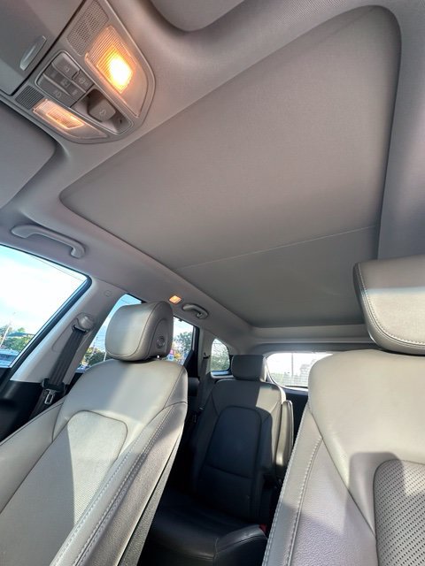 Used 2018 Hyundai Santa Fe Limited AWD/4WD image 3