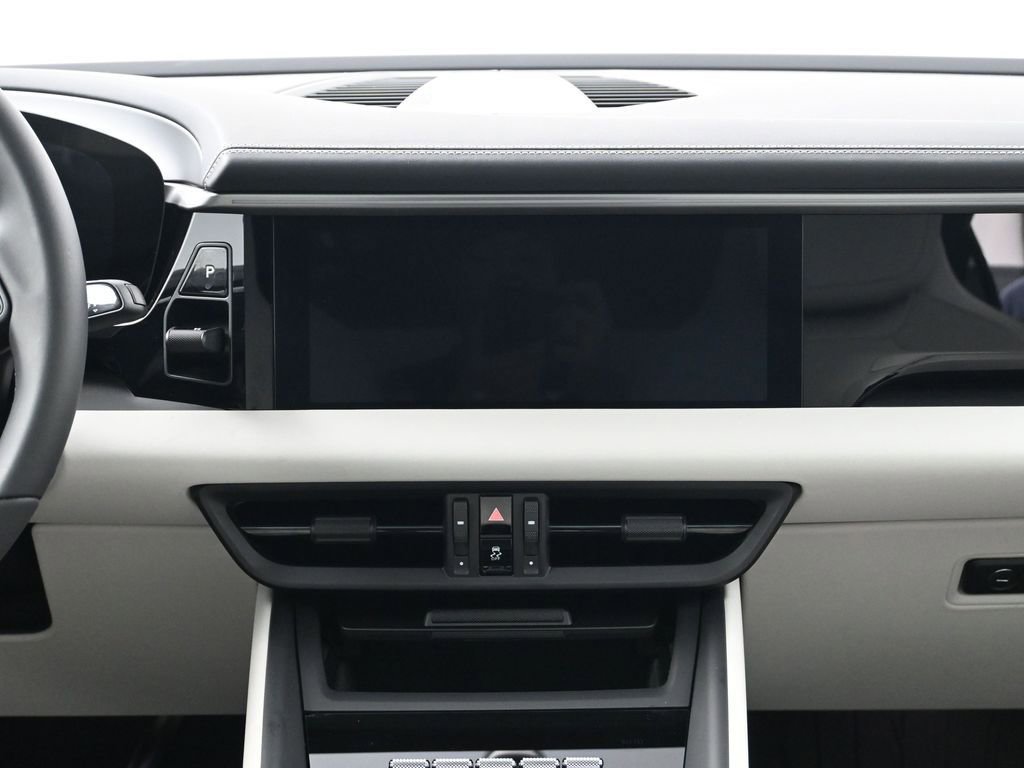 New 2026 Porsche Macan Electric image 11