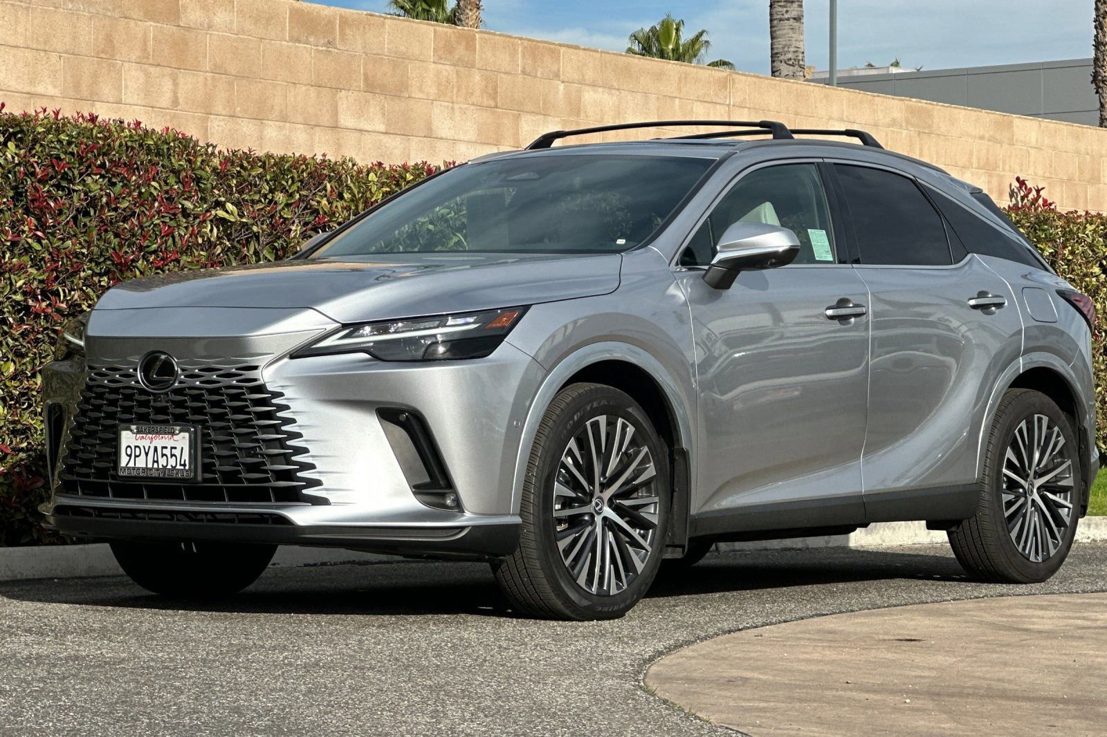 Certified 2024 Lexus RX 350 w/ Convenience Package image 8