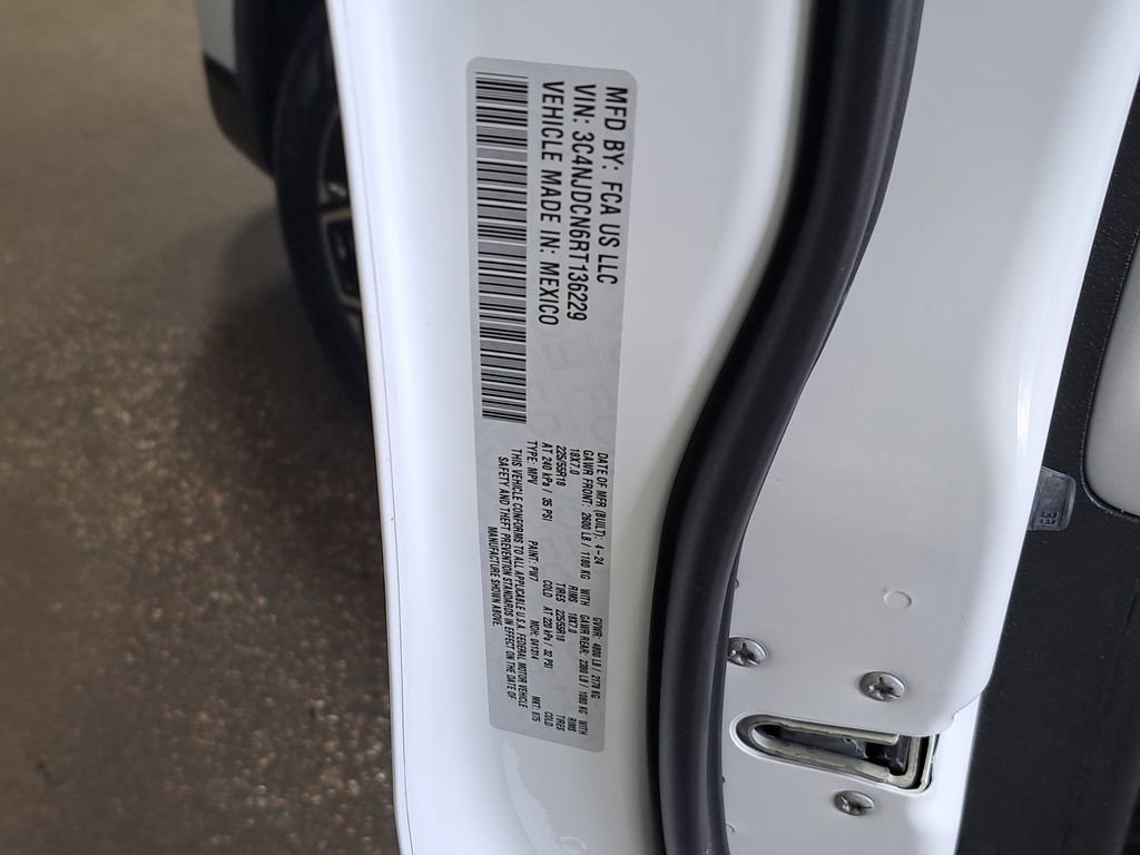 Certified 2024 Jeep Compass Limited AWD/4WD image 35