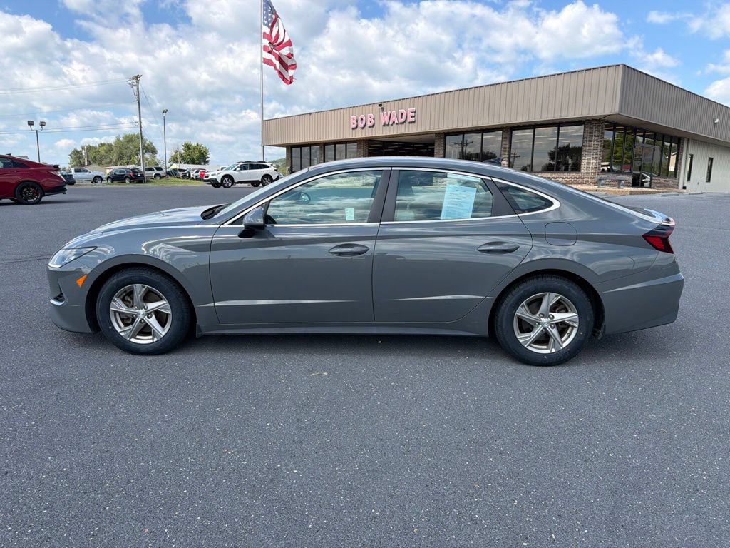 Used 2022 Hyundai Sonata SE FWD image 2