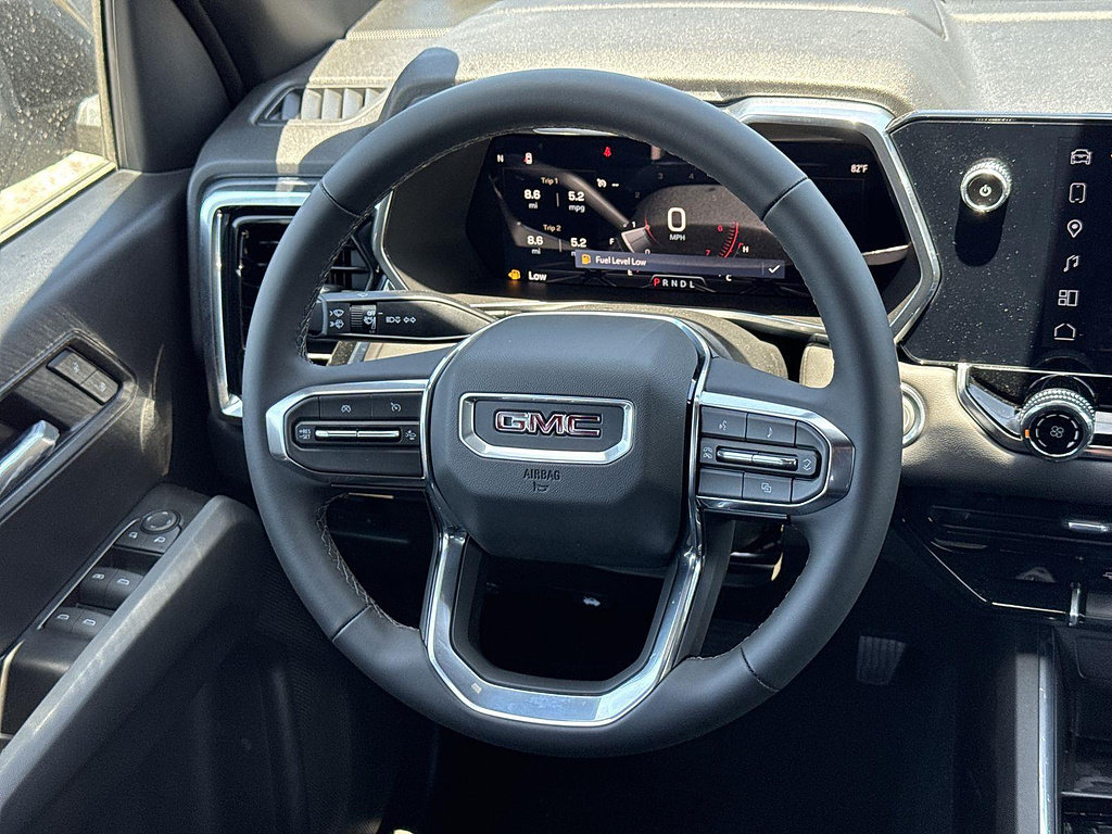 New 2026 GMC Canyon Elevation w/ LPO, Black Badging Package RWD image 8