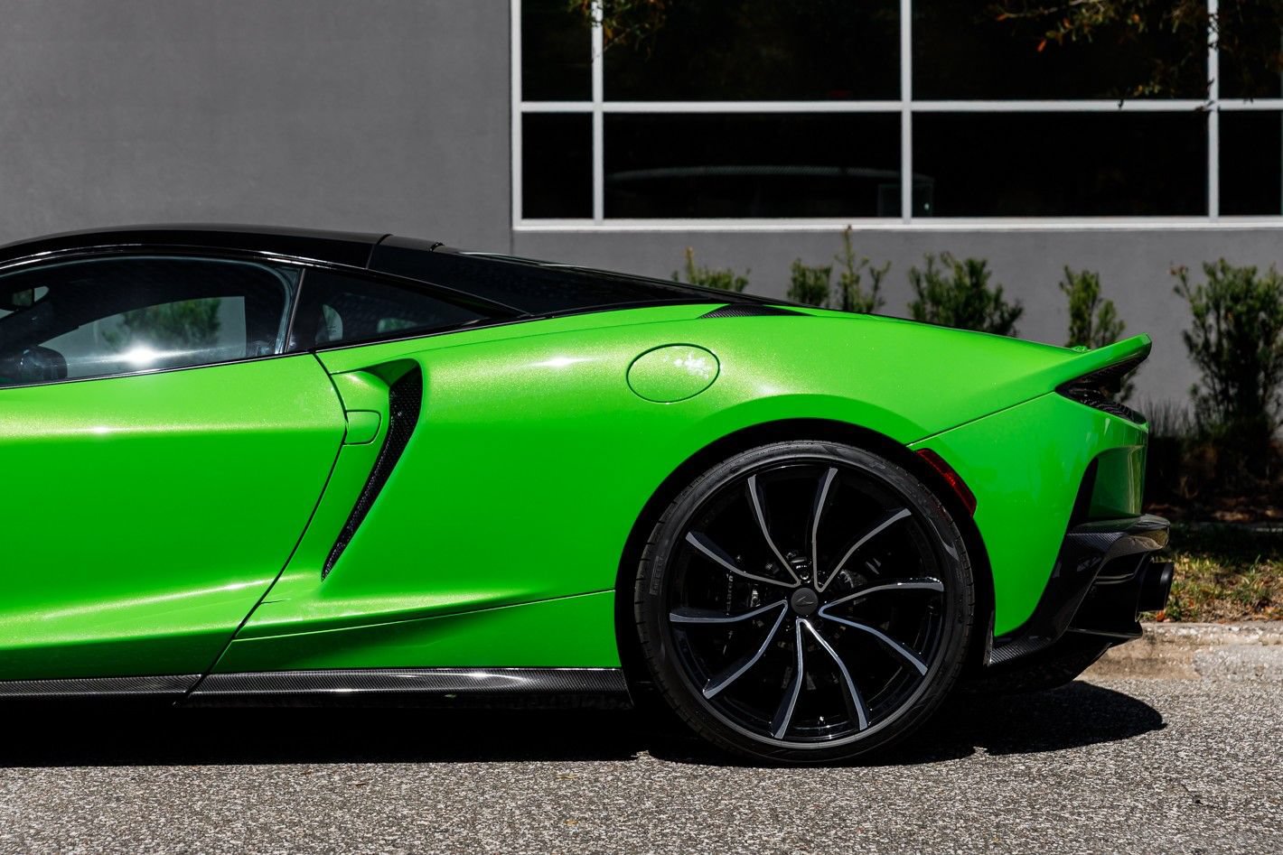 Used 2025 McLaren GTS RWD image 18