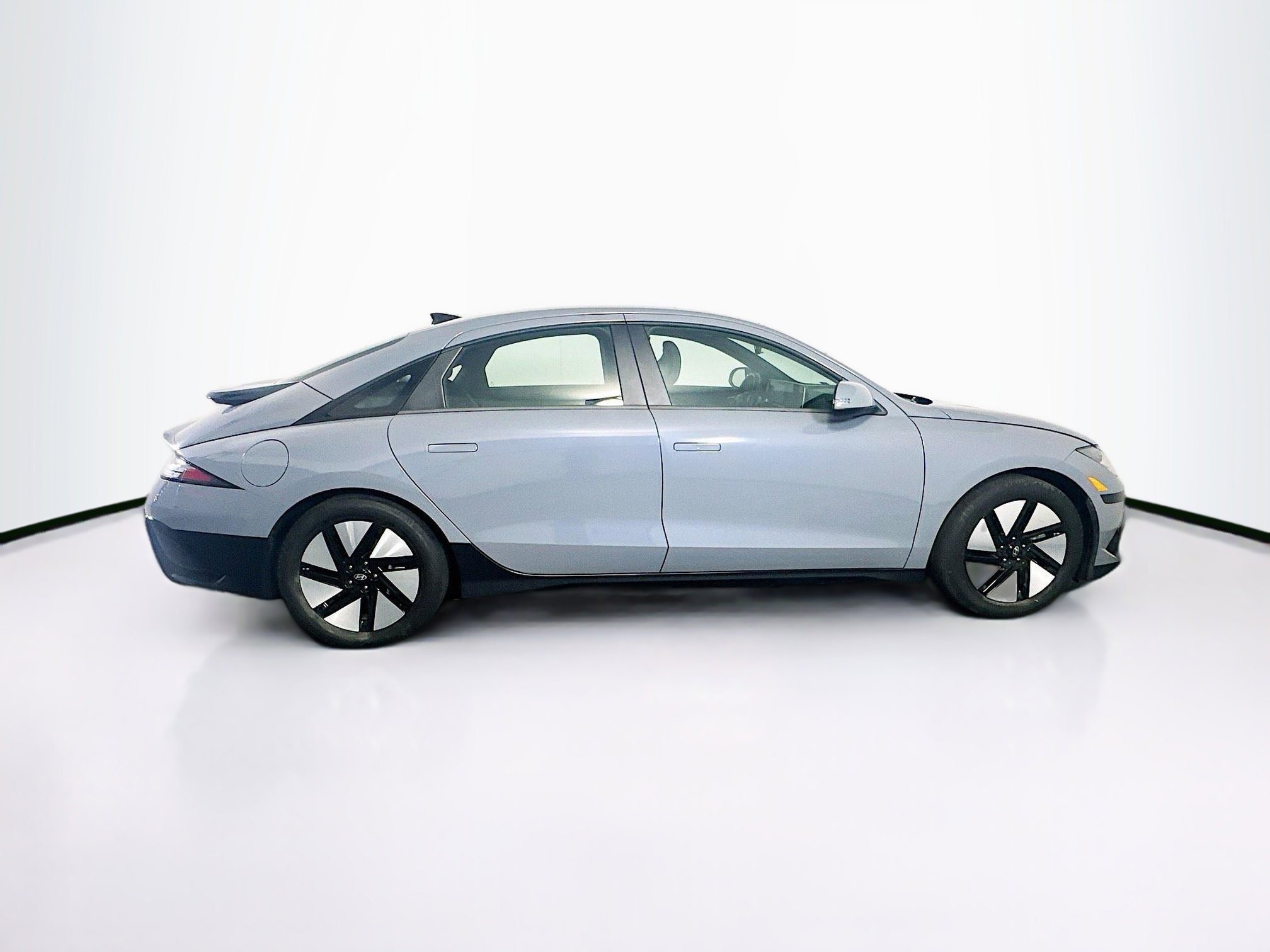 Used 2024 Hyundai Ioniq 6 SEL RWD image 10