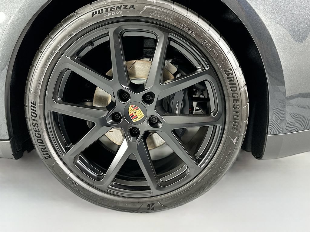 New 2026 Porsche Panamera RWD image 33