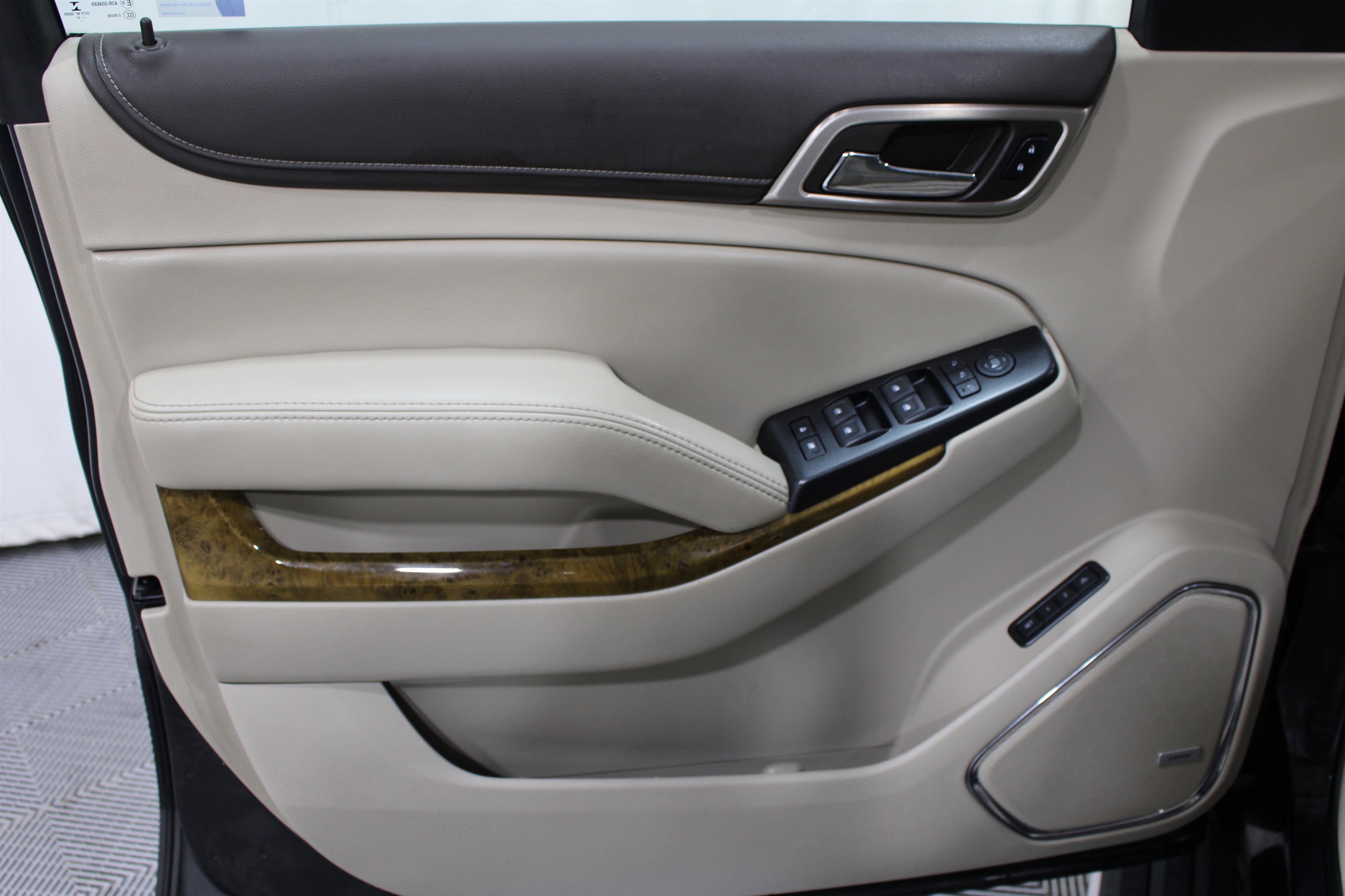 Used 2017 GMC Yukon XL Denali w/ Open Road Package image 7