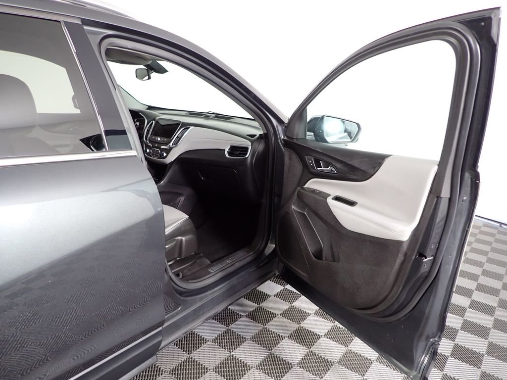 Used 2018 Chevrolet Equinox Premier FWD image 35