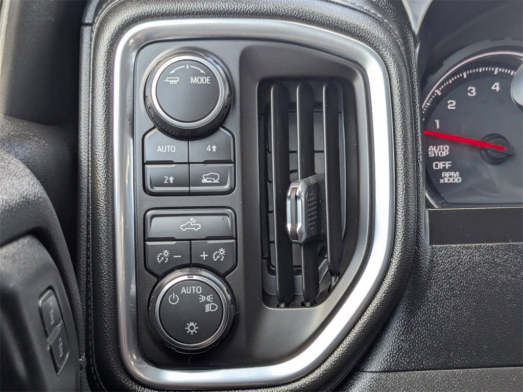 Used 2020 Chevrolet Silverado 1500 LT image 28