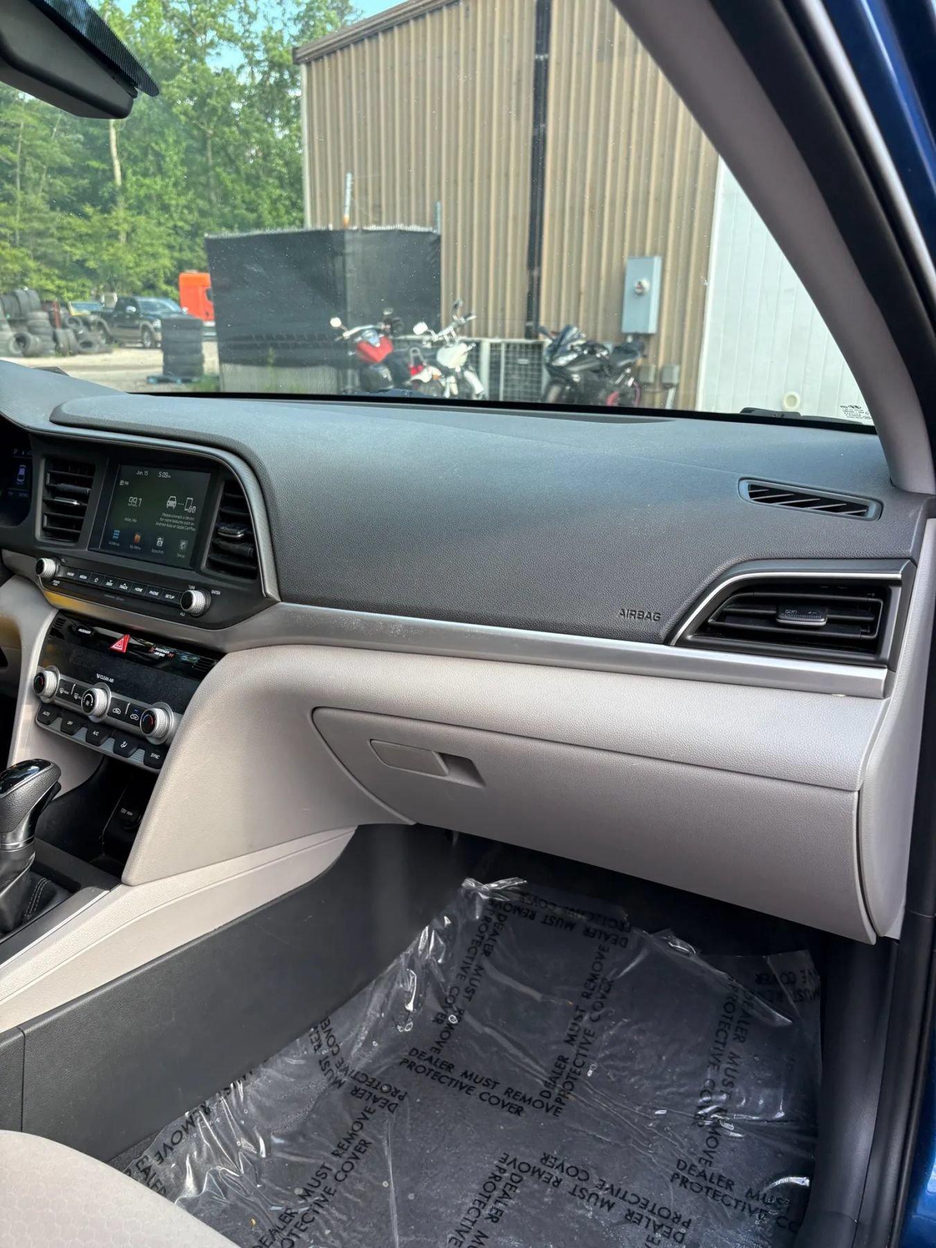 Used 2020 Hyundai Elantra SEL FWD image 33