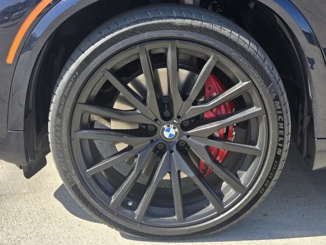 Used 2022 BMW X5 xDrive40i w/ M Sport Package AWD/4WD image 11