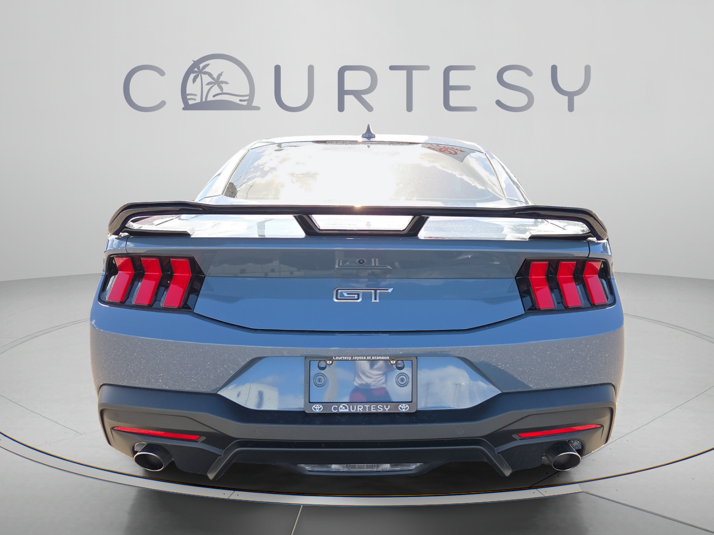 Used 2025 Ford Mustang GT Premium RWD image 4