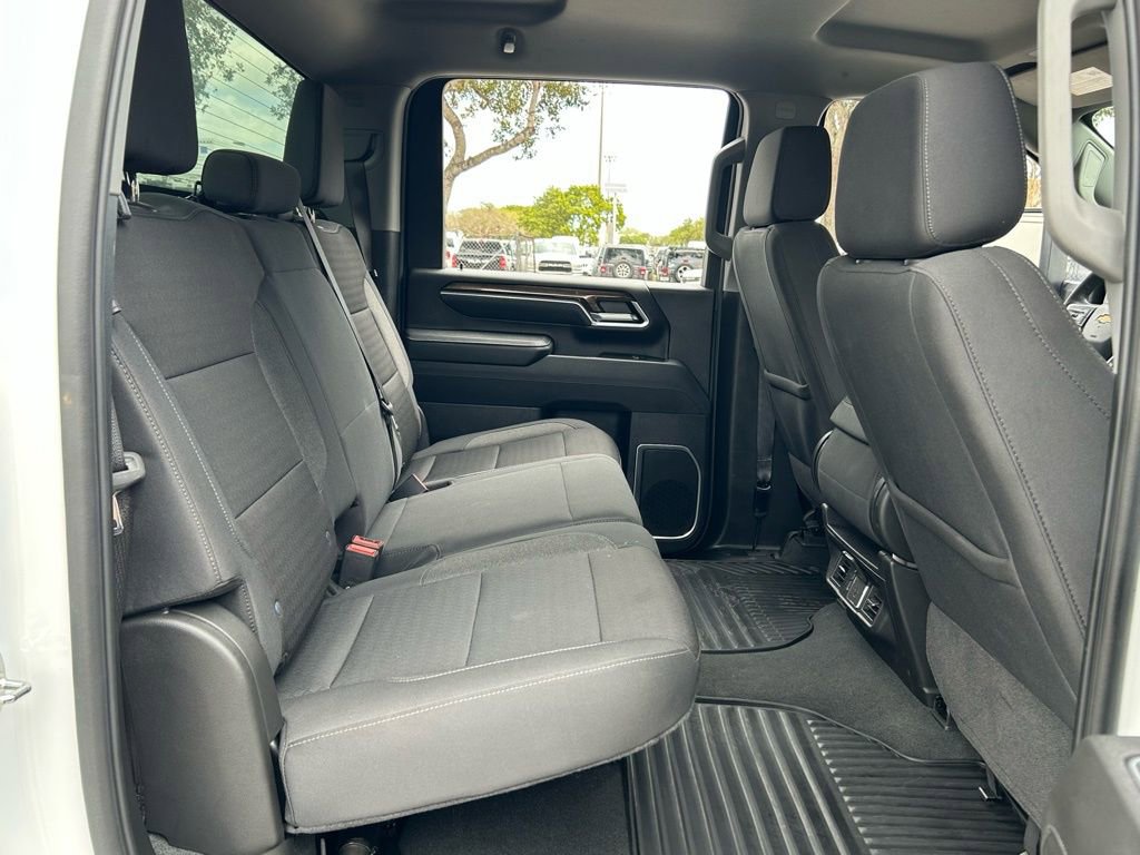 Used 2025 Chevrolet Silverado 2500 LT w/ Convenience Package image 52