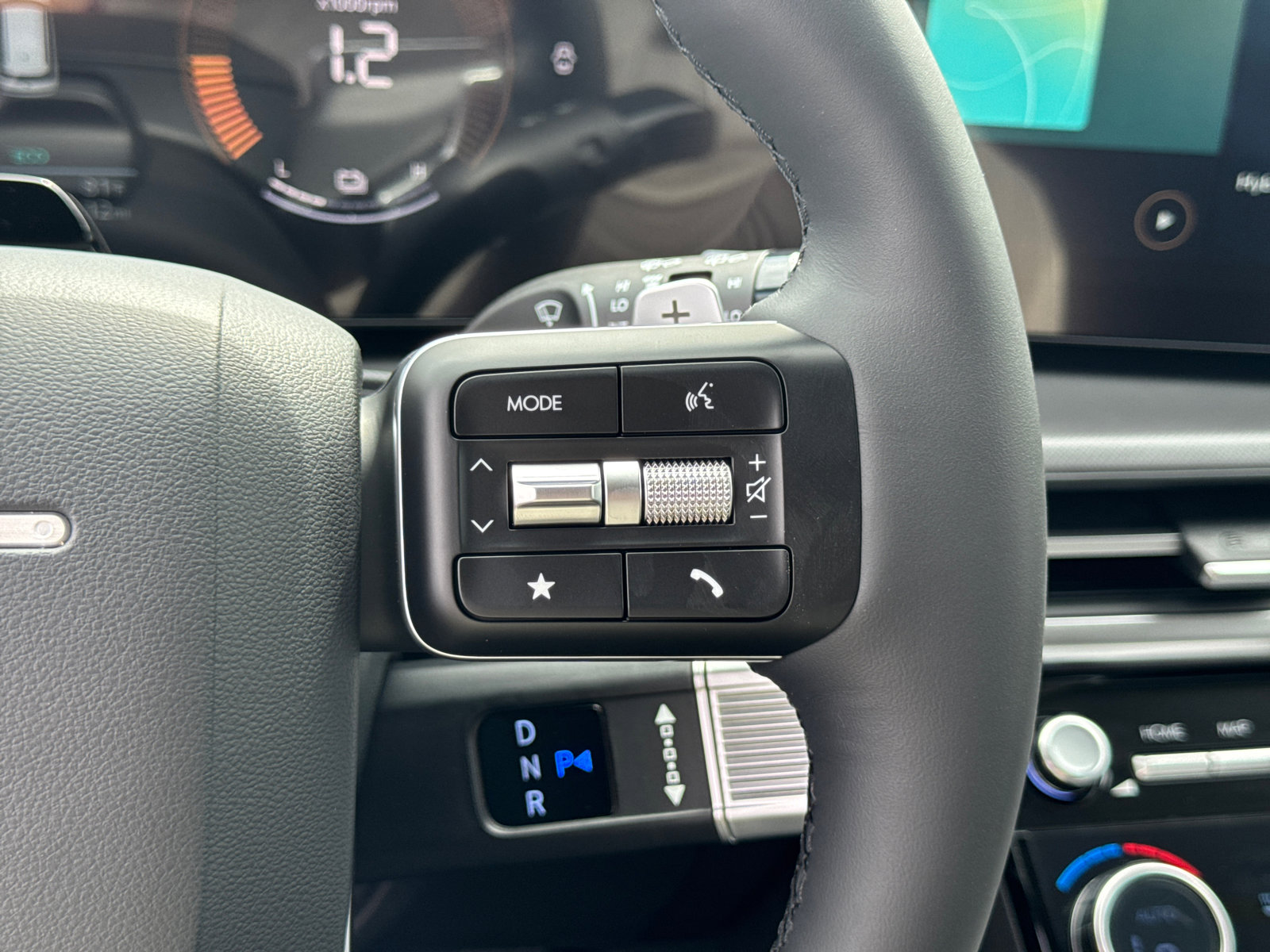 New 2026 Hyundai Santa Fe SEL image 18