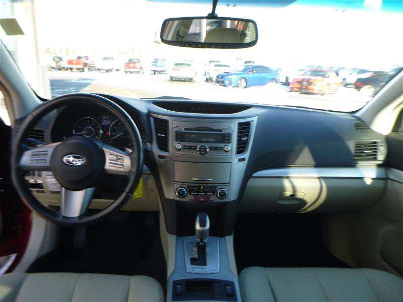 Used 2011 Subaru Outback 2.5i Premium image 9