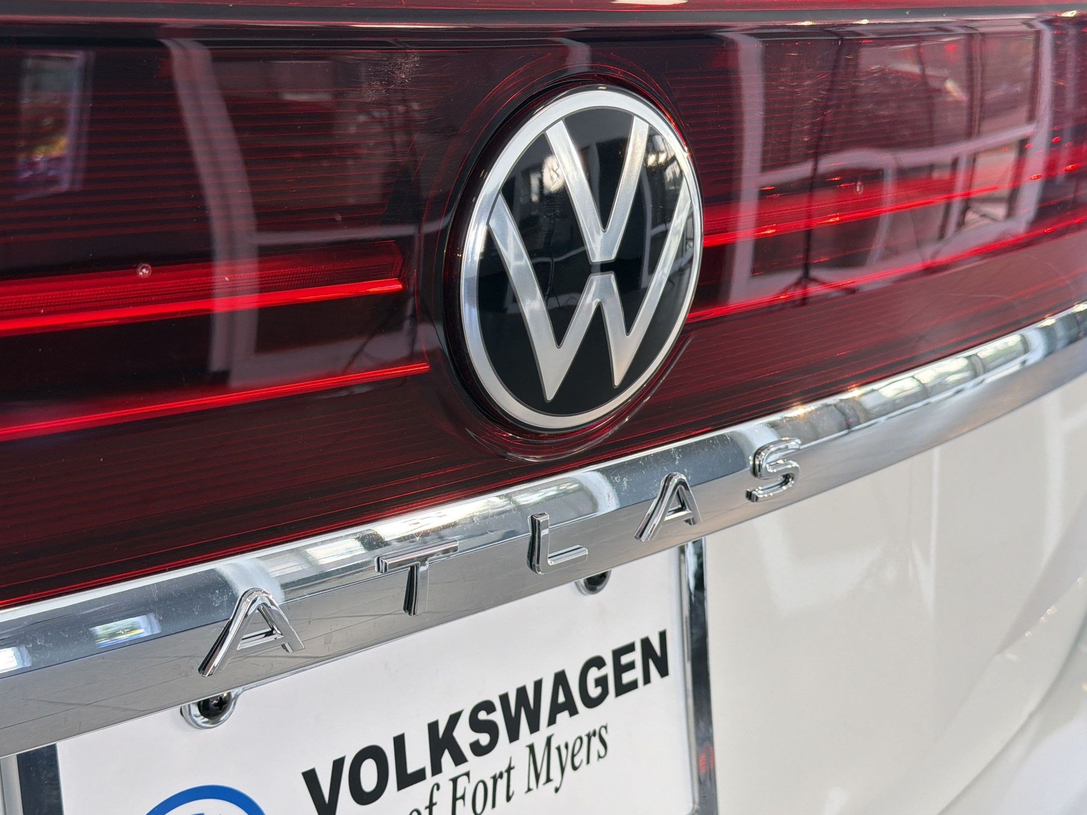 New 2026 Volkswagen Atlas SE FWD image 35