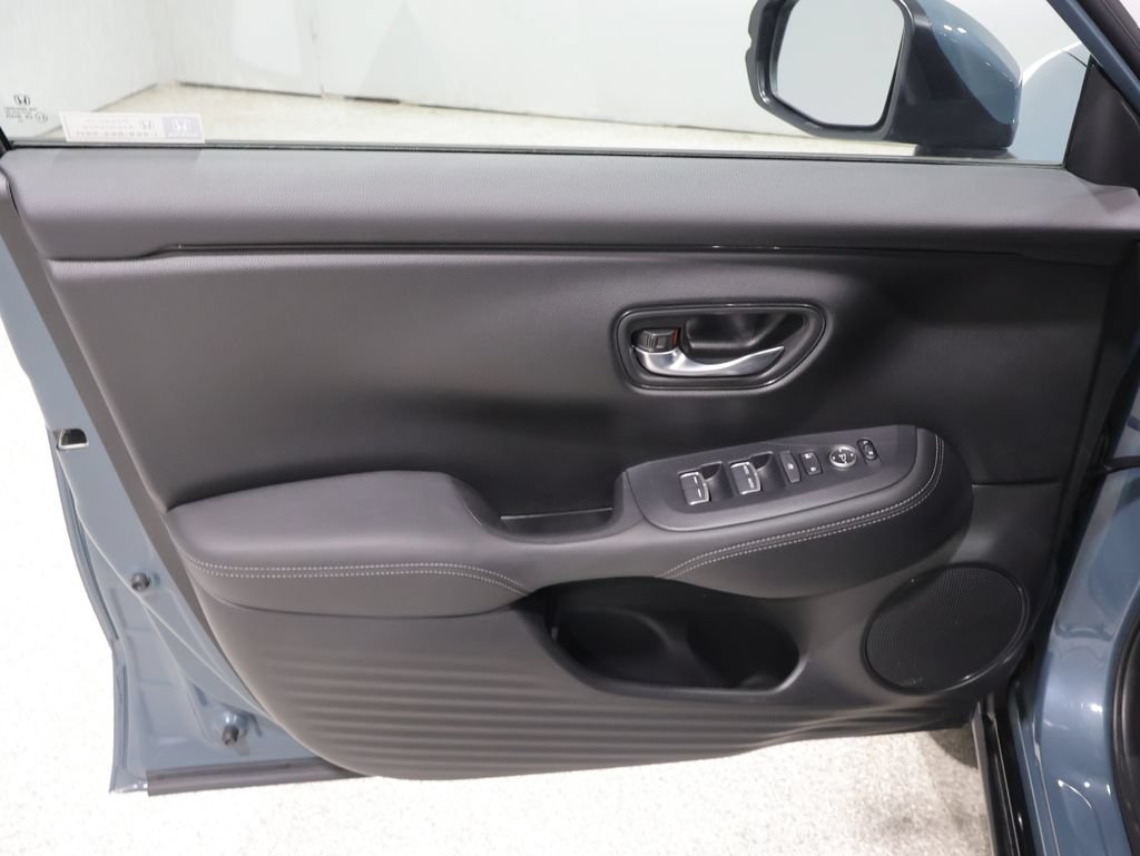 Used 2024 Honda HR-V EX-L image 13
