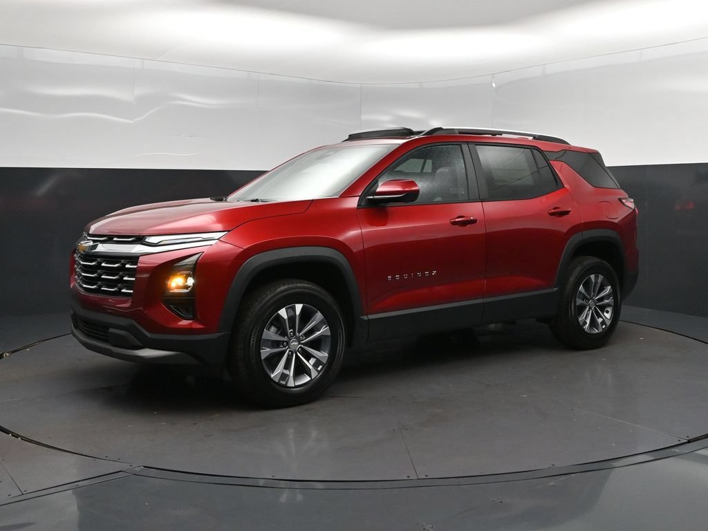 New 2026 Chevrolet Equinox LT w/ Convenience Package II FWD image 3