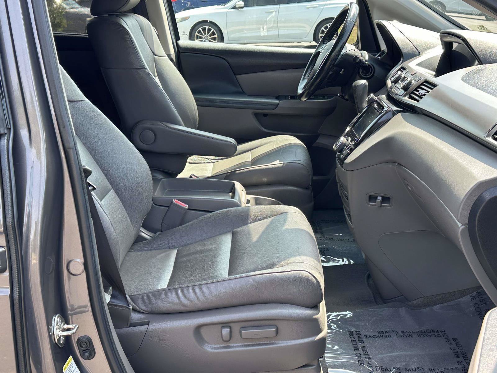 Used 2016 Honda Odyssey Touring image 6