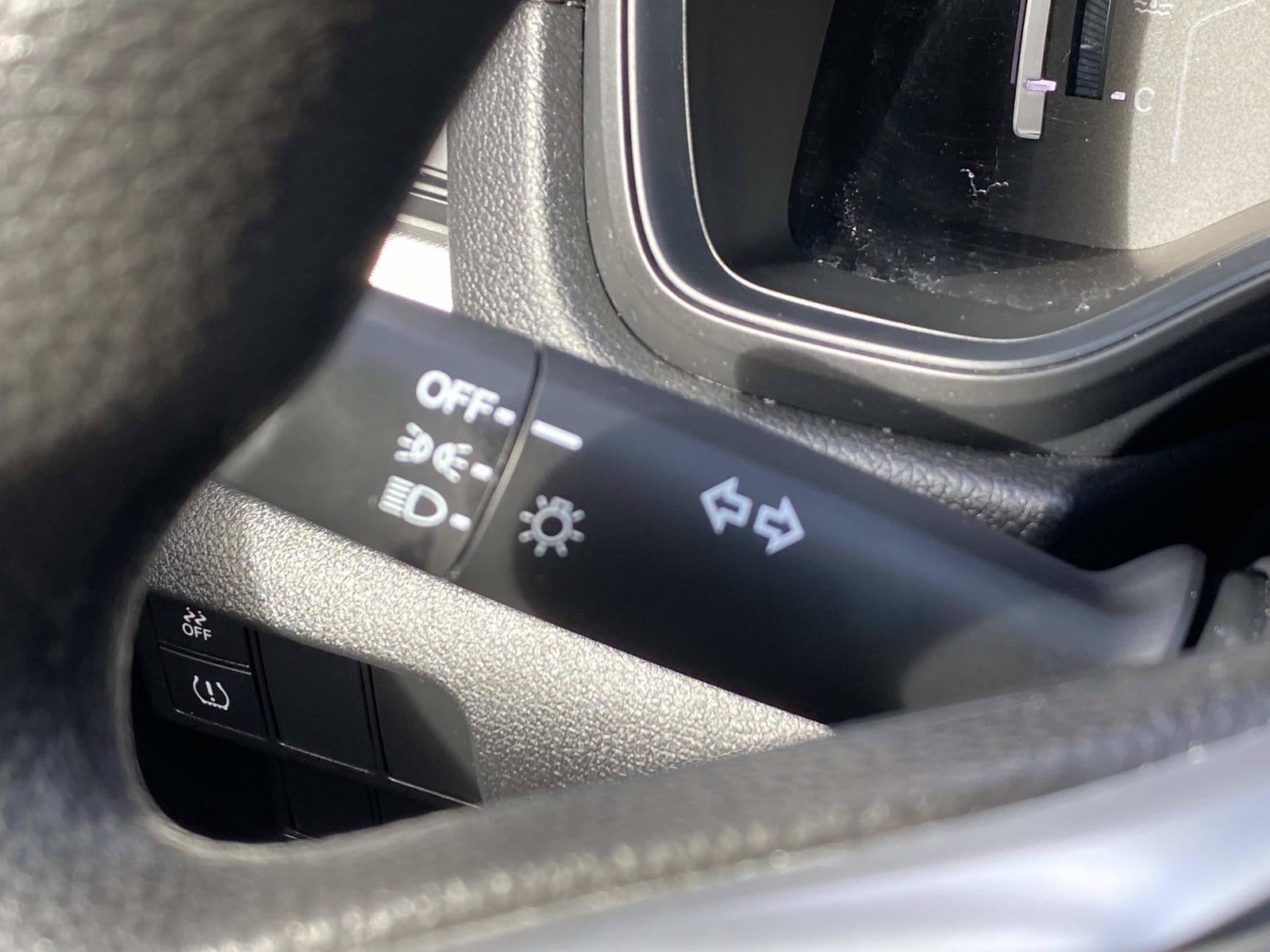 Used 2019 Honda CR-V LX image 17