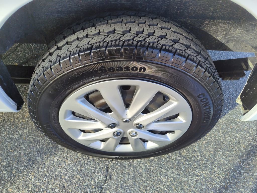 Used 2020 Nissan NV200 SV w/ Back Door Glass Package image 23