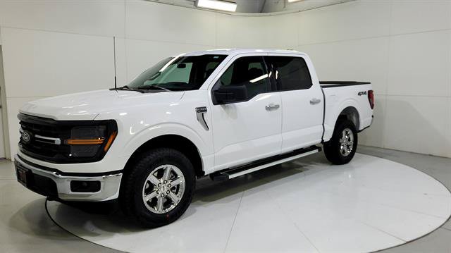 Used 2025 Ford F150 XLT w/ Equipment Group 301A Standard AWD/4WD image 3
